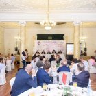 Gran número de asistentes a la presentación.