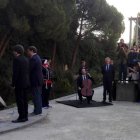 Ofrenda de Puigdemont y Junqueras a Companys.