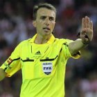 Un árbitro top en el fútbol europeo.