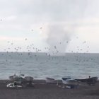 Imagen del tornado en el mar frente a El Alquian.