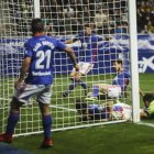 Toche hace el gol del empate.