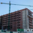 Obras del Materno Infantil y su conexión con el edificio central de Torrecárdenas.