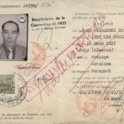 Carnet de residencia de Cristóbal Sola  Fernández.