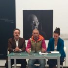 Alfredo Valdivia, Rodrigo Valero y Beba Pérez, en la presentación.