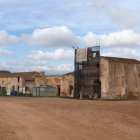 Trabajos de consolidación en el Cortijo del Fraile, que está en la lista roja del patrimonio.