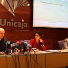 El informe  presentado por los técnicos de Unicaja ha trasladado buenas noticias para la economía almeriense. 
