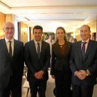 Ripoll en la puesta de largo en Madrid junto a Figo y la Infanta Elena.
