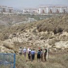 Visita de técnicos americanos en 2011 a las tierras contaminadas