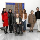 Los Ruiz Miralles, con el pintor en el centro, e Isabel Arévalo y Arturo del Pino.