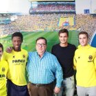 Rubí con los canteranos del Villareal C.F.