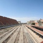 Vista panorámica de Almería con el Toblerone antes de ser demolido (Foto: Luis O’Valle).ty