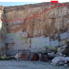 Pared de la cantera donde iráel camino de vértigo, señalado en color rojo.