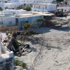 Vista general de la Isleta del Moro durante los preparativos del rodaje. (Foto: cortesía de ‘Cine en serie’)
