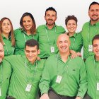 El equipo directivo de la nueva tienda en Almería capital.