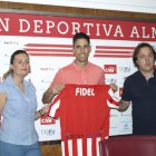 Fidel llegaba hace dos campañas al Almería y firmó 5 años.