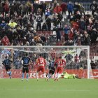 Fede Vico con el 11 al que René le paró un penalti en el 93.