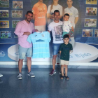 Miguel Brugarolas con el jugador celeste.