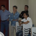 Corona e Ibán Andrés viendo el vídeo de Toni Nadal.