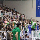 Ser abonado del Unicaja Almería es cada año más fácil.