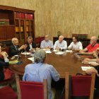 Reunión de la Mesa del Tren con el subdelegado del Gobierno