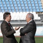 Alfonsín charla con Alfonso García.