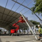 Preparativos del recinto ferial, ayer.