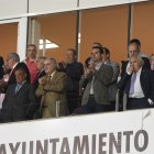 Ellos mandan, pero no en el fútbol.