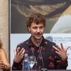 Bezerra, reconocido con los Premios Cerinos, en la rueda de prensa del Festival de Mérida, junto a Lolita. [Festival de Mérida].