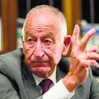 Gabriel Amat, presidente del PP, de la Diputación y alcalde de Roquetas.