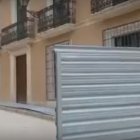 Las vallas van desapareciendo.