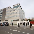 Dispositivo policial en los juzgados durante una declaración de Ana Julia en marzo