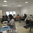 En torno a un centenar de personas, han participado en la donación especial de plasma.