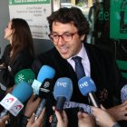 El magistrado Rafael Soriano en una concentración de jueces en la Ciudad de la Justicia de Almería en mayo