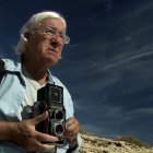 Carlos Pérez Siquier en una imagen de ‘Azul Siquier’, de Felipe Vega.