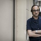 El poeta llega hoy a Almería para la lectura en el Museo de la Guitarra.