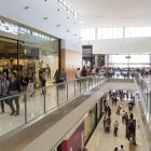 Interior del nuevo centro comercial el día de su apertura.
