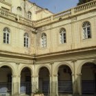 Interior del Hospital Provincial, cerrado al público desde hace años.