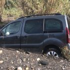 Imagen de los Bomberos del Levante del coche que quedó atrapado en Carboneras.