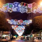 Iluminación en el Paseo de Almería.