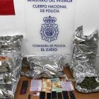 Droga y dinero incautado por la Policía Nacional.