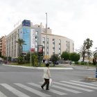 Imagen del hotel Tryp Indalo, en la encrucijada de la carretera a Los Molinos.