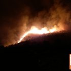 Imagen del incendio en la noche de ayer.