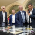 El cese de doctor ha motivado la recogida de firmas para que el director vuelva a su puesto en el CAF. La voz