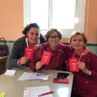 Interventoras de PSOE en un colegio electoral.