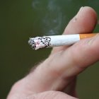 Dejar de fumar será más sencillo con el nuevo tratamiento que recetará Sanidad.