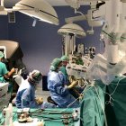 Facultativos con el robot Da Vinci.