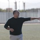 Miras dando instrucciones en el derbi.