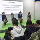Mesa coloquio en que ha hablado sobre el papel de los Premios a la Ecoinnovación Educativa.