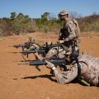 Componentes del Grupo de Artillería realizan ejercicios de tiro