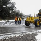 Quitanieves despejando un tramo de carretera en Los Filabres.